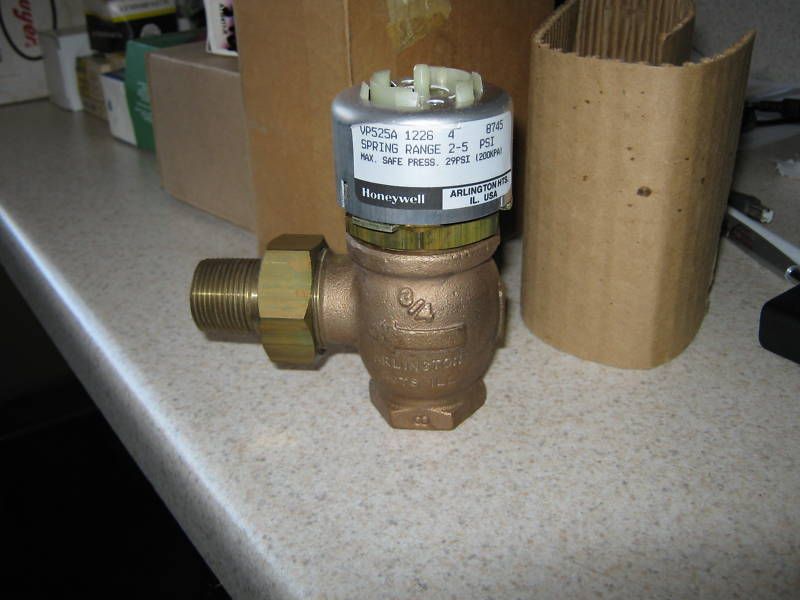 Honeywell Pneumatic Radiator Valve VP525A 1226*****  