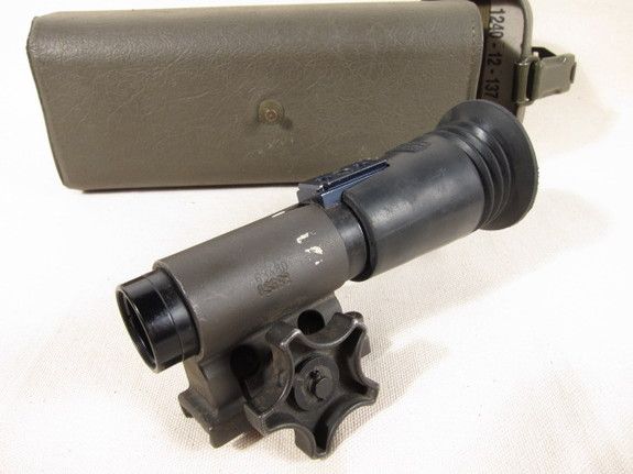 Hensoldt Wetzlar scope, ZF 2,6x13 PZF 44 2A1 1981  