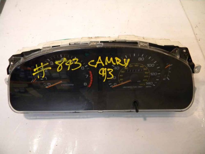 93 Toyota Camry Intrument Cluster OEM 83010 06010  