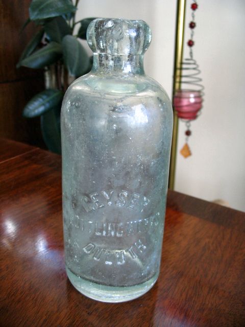 Geyser Bottling Works Duluth Hutch Hutchinson Bottle  