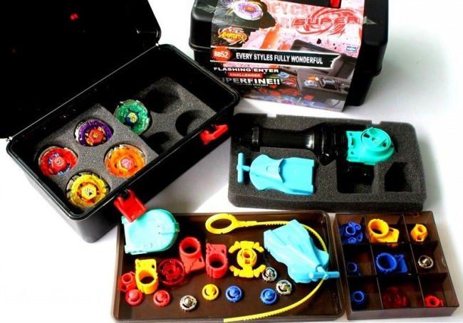 Beyblade Tool Box〓 1 x box with 8 beyblades (pick you like 