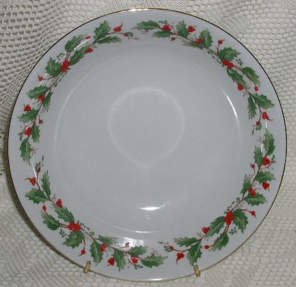   pattern. The pieces are China Pearl, Fine China, Noel. Liling, China
