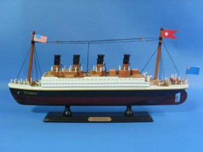 RMS TITANIC Fully Assembled WOODEN MODEL SHIP DISPLAY 6 1/2 Tall x 14 