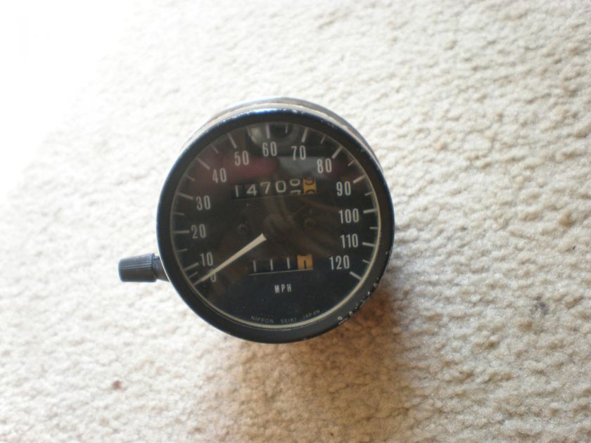 Misc. 720  Kawasaki KZ400 Speedometer 25005 126  For Parts or Rebuild 