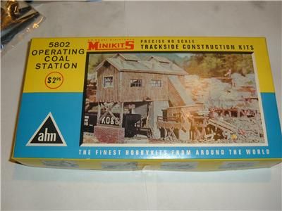 HO VINTAGE RARE OPERATING COAL STATION KIT UNBUILT BOX  