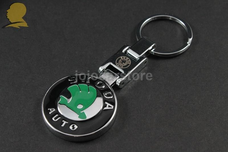 A92 SKODA EMBLEM KEY RING CHAIN KEYCHAIN FABIA IN BOX  