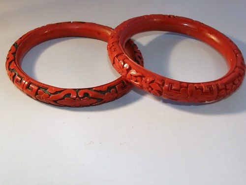 FINE ANTIQUE 2 CHINESE CINNABAR BANGLE BRACELETS  