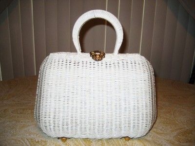 VINTAGE 2PC LOT SIMON & LESCO LONA? RATTAN WICKER BASKET PURSES LUCITE 