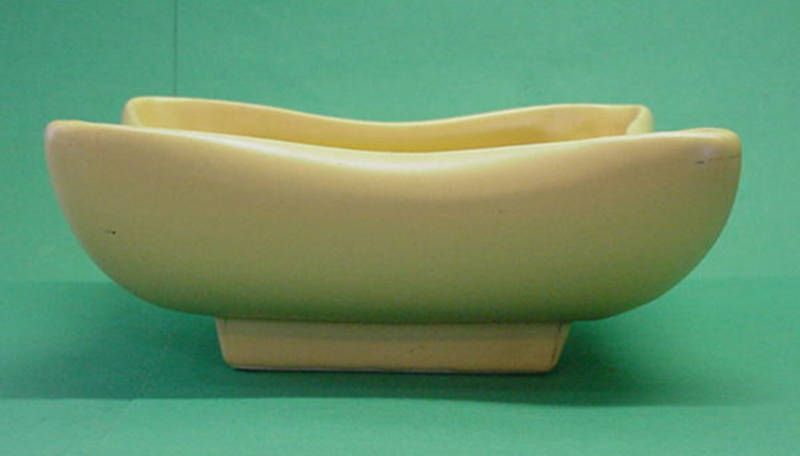 1961 MCCOY ART POTTERY GOLD SILHOUETTE LOW DISH PLANTER  