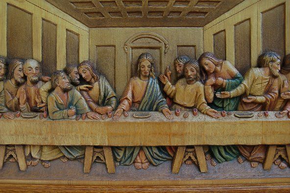 Hand Carved Last Supper in wood + + + chalice co. +  