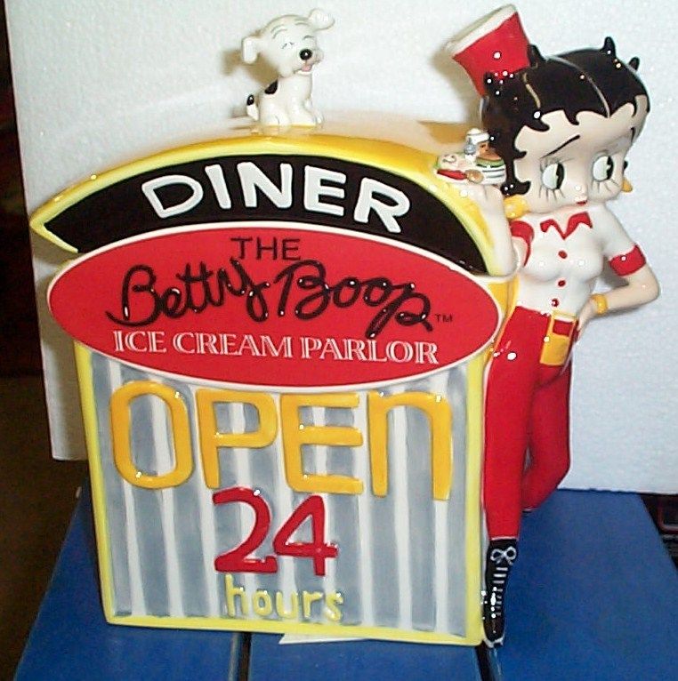 BETTY BOOP DINER COOKIE JAR W/ SEALING LID, NEW IN BOX  