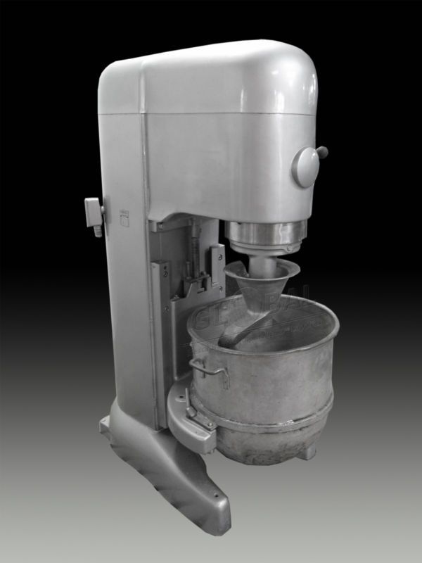 USED HOBART FOOD MIXER MACHINE   80 QT   M 802  