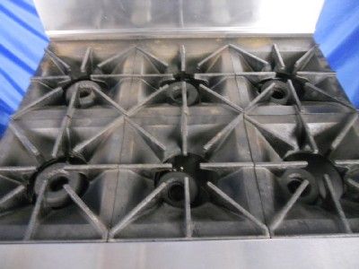 VULCAN NEW DEMO MODEL G36S1A 36 GAS RANGE 6 BURNER STANDARD OVEN 