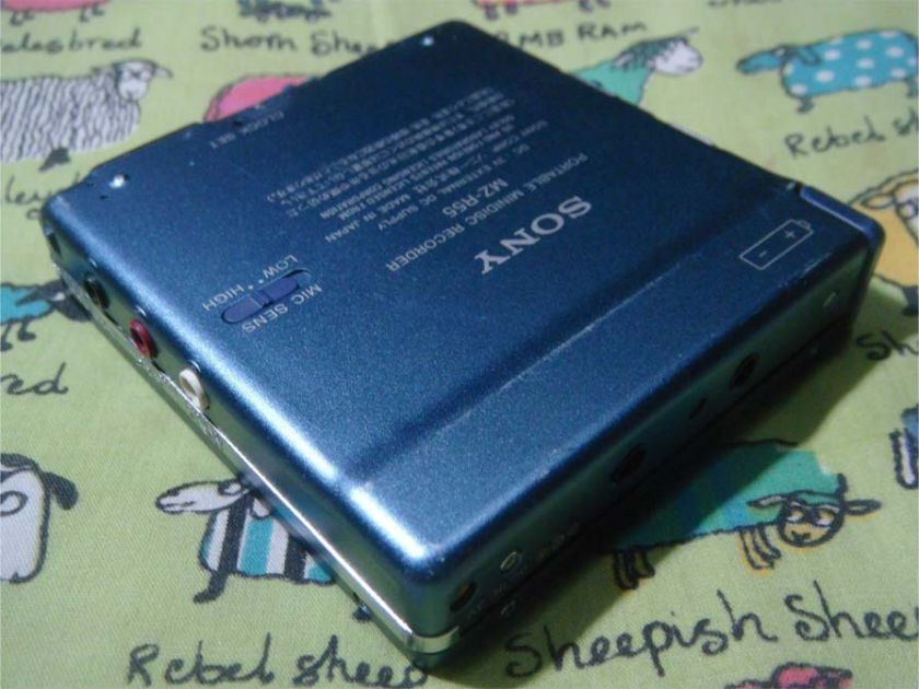 SONY MD WALKMAN PORTABLE MINIDISC RECORDING PLAYER **SONY MZ R55 **LOT 