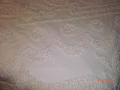 CHENILLE BEDSPREAD KING SIZE / IVORY Cutter or for use  