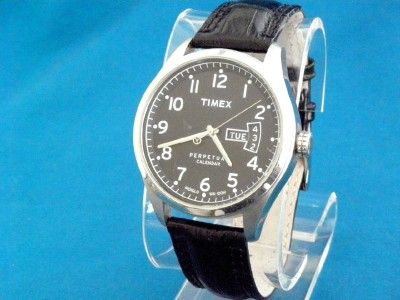 TIMEX MENS LARGE STAINLESS DELUXE 1854 MODEL PERPETUAL CALENDAR WATCH 