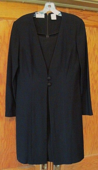 LIZ CLAIBORNE CLASSIC BLACK DRESS~ELEGANT~SIZE 12  