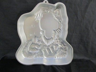 Wilton ALF Alien Life Cake Pan 2105 2705  